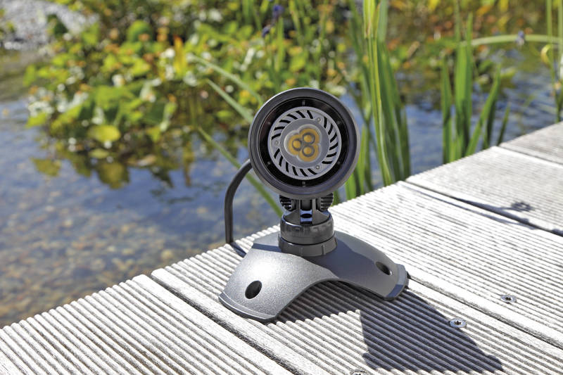Oase Lunaqua 3 Set 1 (20w) - includes light base, transformer, 1 light & colour lens set